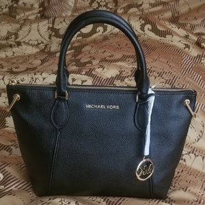 Michael Kors Med Messanger Black Leather Bag